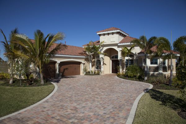 Brick Driveway Installation in Saint Petersburg