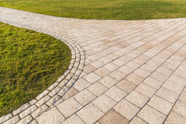 Paver Pathway Installation in Saint Petersburg