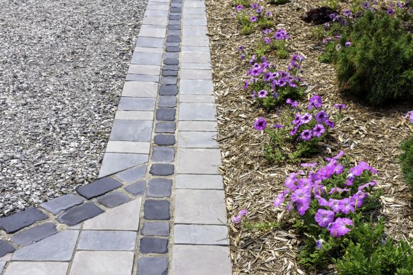 Garden Pavers Installation in Saint Petersburg
