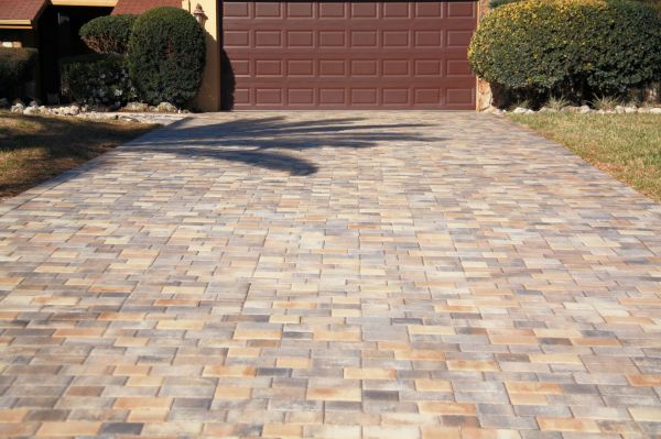 Driveway Pavers Replacement in Saint Petersburg